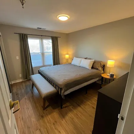Aksarben 1 Bedroom-Close To I-80 Omaha Exterior photo